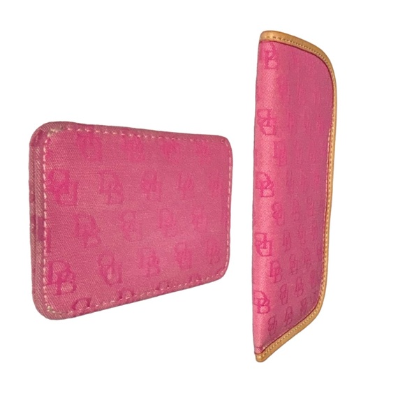Dooney & Bourke Set DB Logo Canvas Leather w/Pouche and Card Holder Pink (3) - Picture 8 of 16